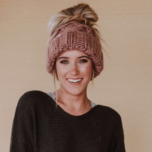 Skyline Messy Bun Beanie - Picture 7 of 8